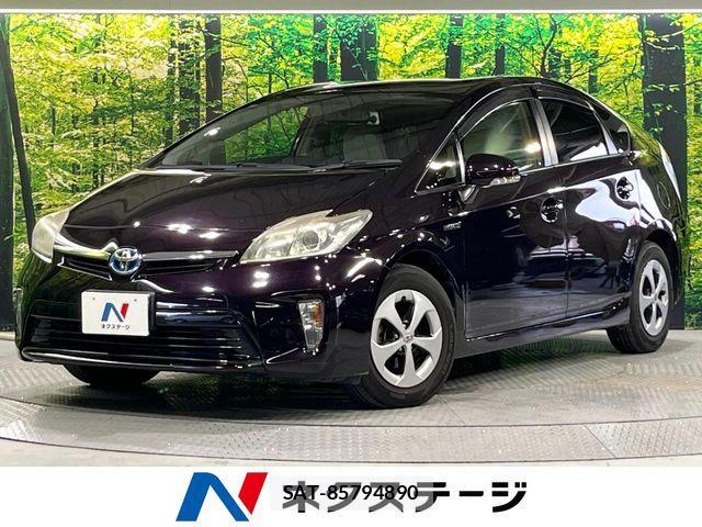 Toyota PRIUS 2012-08 8246395-0