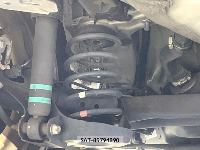 Toyota PRIUS 2012-08 8246395-18