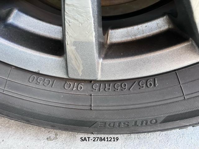 Toyota PRIUS 2010-09 8246405-8