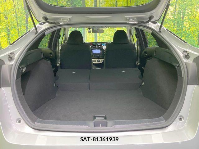 Toyota PRIUS 2016-10 8246385-9