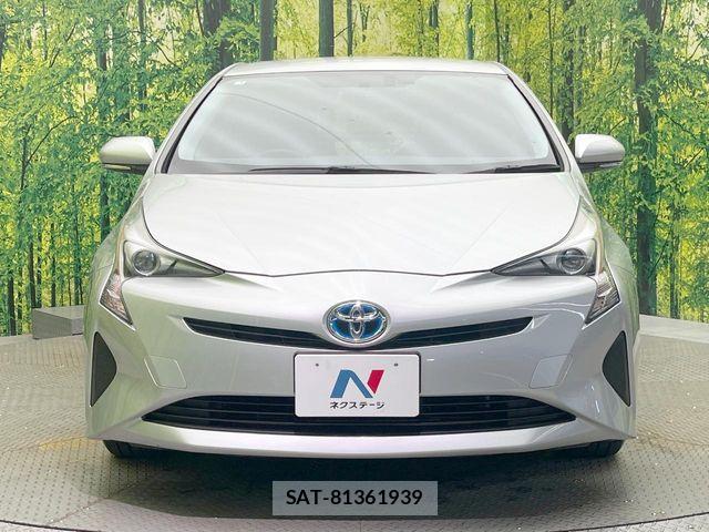 Toyota PRIUS 2016-10 8246385-13