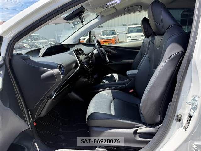 Toyota PRIUS 2021-12 8246370-16
