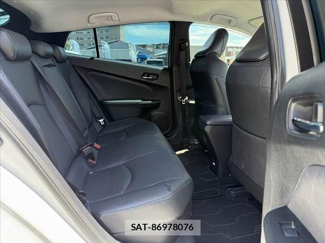 Toyota PRIUS 2021-12 8246370-17