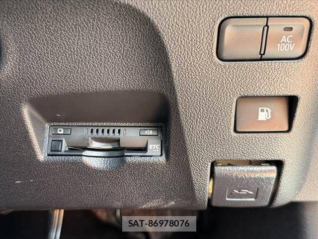 Toyota PRIUS 2021-12 8246370-28