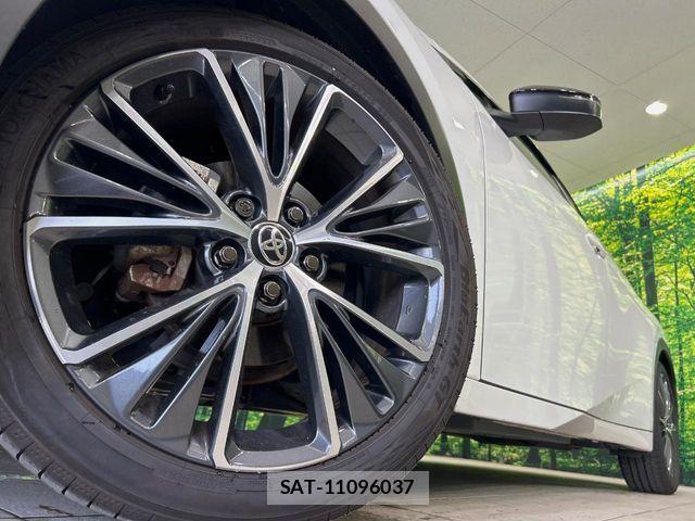 Toyota PRIUS 2023-05 8246365-12