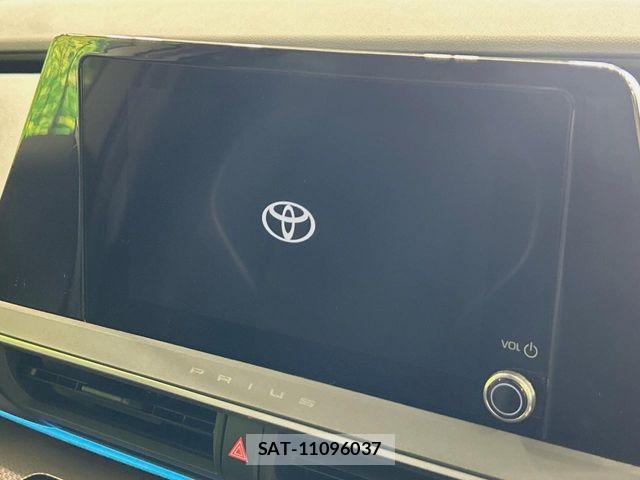 Toyota PRIUS 2023-05 8246365-2