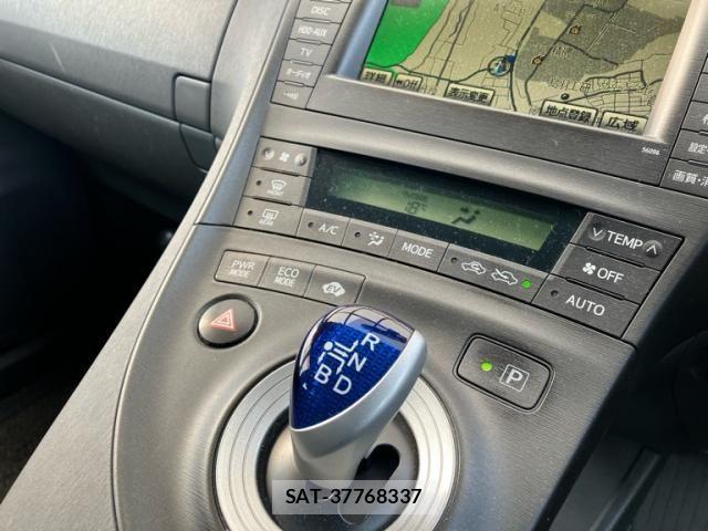 Toyota PRIUS 2010-08 8246354-10