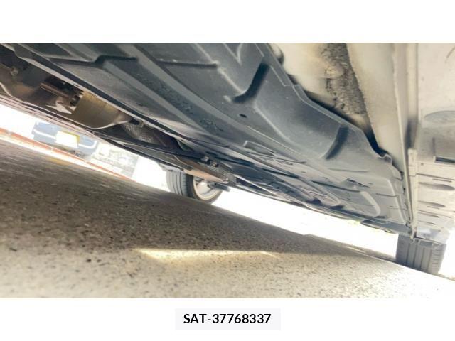 Toyota PRIUS 2010-08 8246354-18