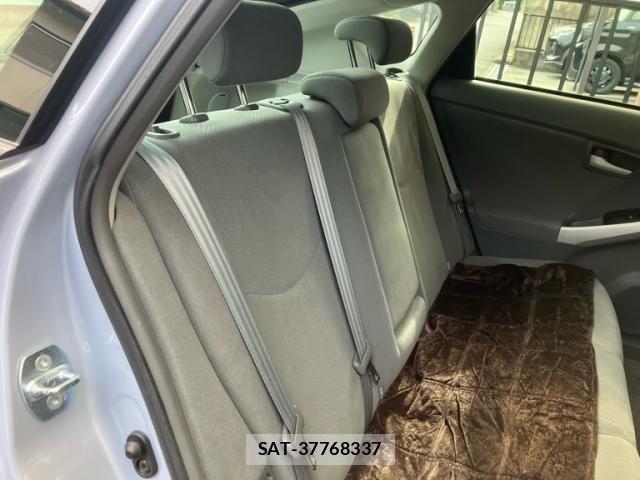 Toyota PRIUS 2010-08 8246354-5