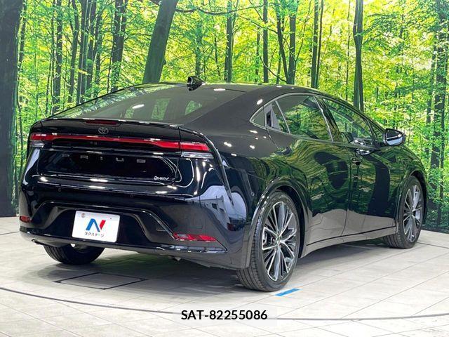 Toyota PRIUS 2023-03 8246357-16