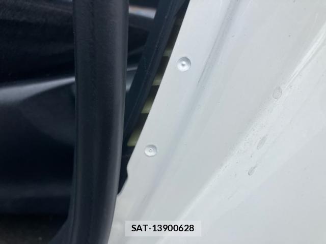 Toyota PRIUS 2014-02 8246404-19