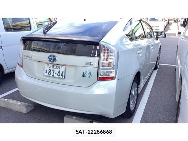 Toyota PRIUS 2010-05 8246402-3