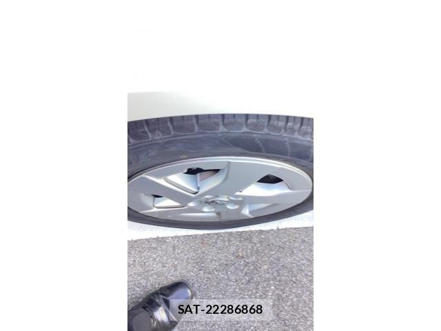 Toyota PRIUS 2010-05 8246402-6
