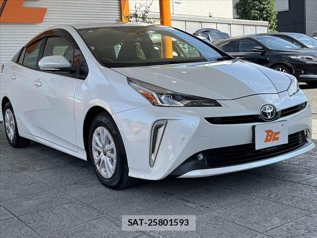 Toyota PRIUS 2022-05 8246375-8