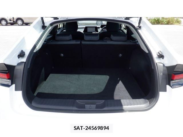 Toyota PRIUS 2023-11 8246371-9