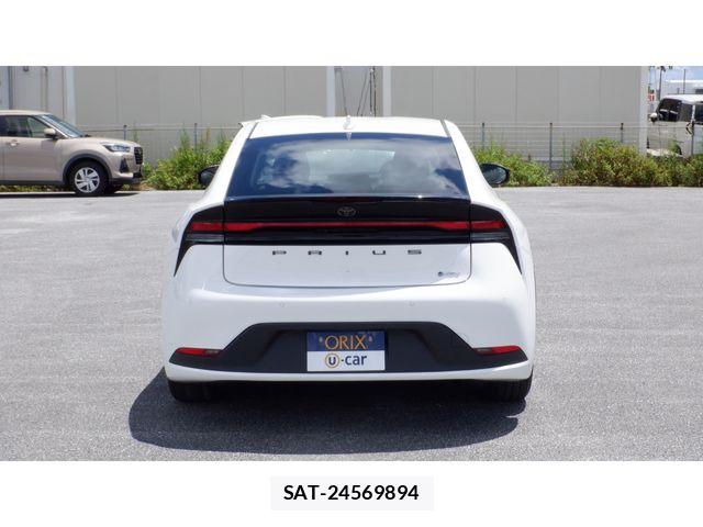 Toyota PRIUS 2023-11 8246371-4