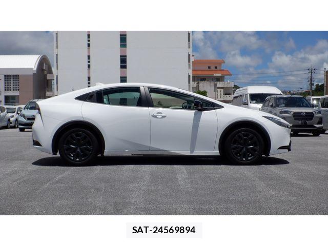 Toyota PRIUS 2023-11 8246371-6