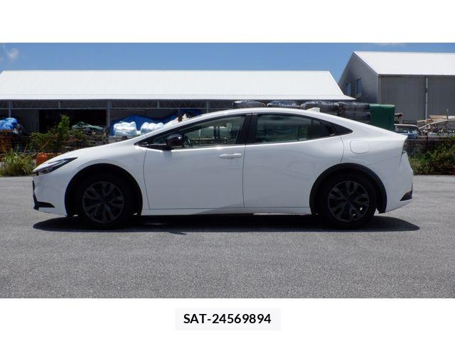 Toyota PRIUS 2023-11 8246371-8