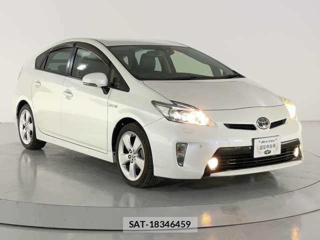 Toyota PRIUS 2012-04 8246383-7