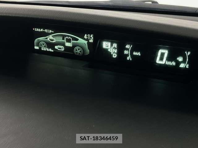 Toyota PRIUS 2012-04 8246383-10