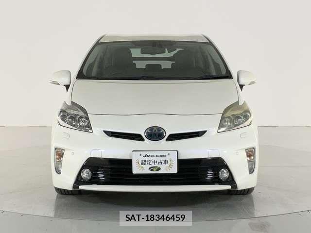 Toyota PRIUS 2012-04 8246383-1