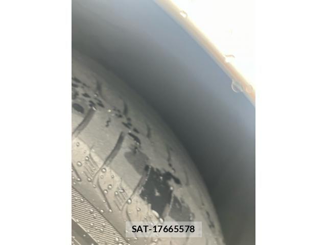 Toyota PRIUS 2015-10 8246399-9