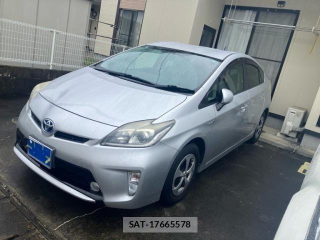 Toyota PRIUS 2015-10 8246399-0