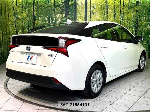 Toyota PRIUS 2019-01 8246374-16