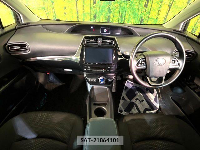 Toyota PRIUS 2019-01 8246374-1