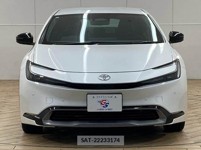 Toyota PRIUS 2023-11 8246358-14