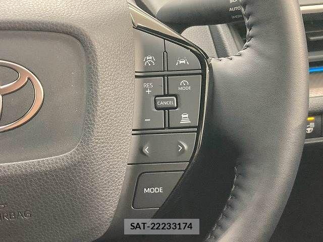Toyota PRIUS 2023-11 8246358-6