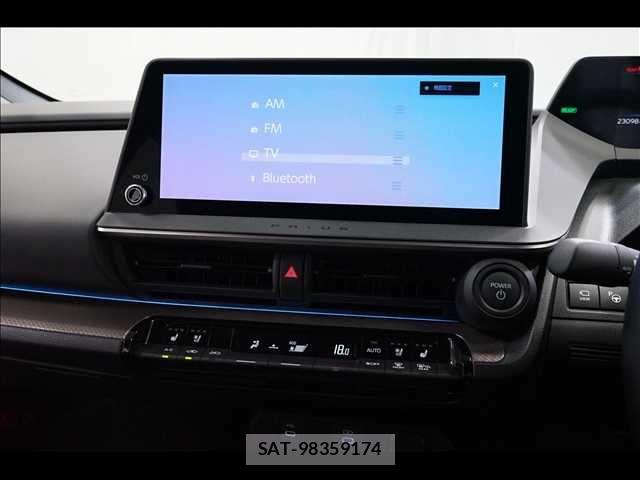 Toyota PRIUS 2023-06 8246356-10