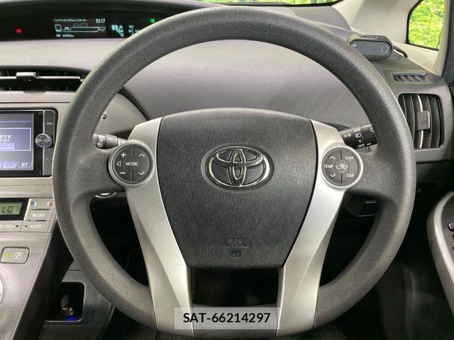Toyota PRIUS 2013-03 8246390-10