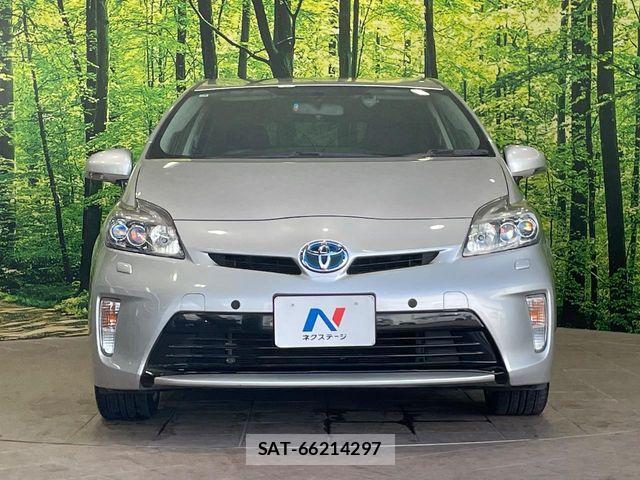 Toyota PRIUS 2013-03 8246390-13