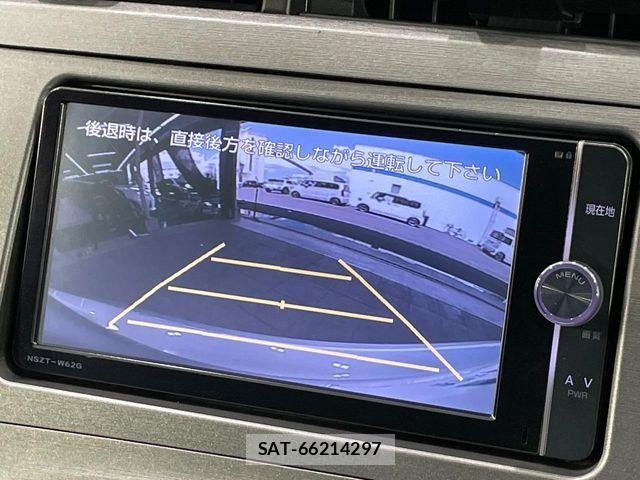 Toyota PRIUS 2013-03 8246390-3