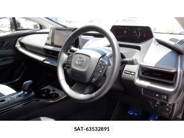 Toyota PRIUS 2023-10 8246372-16