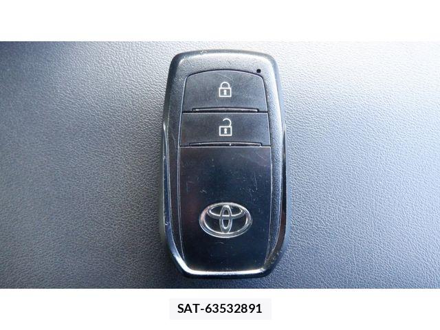 Toyota PRIUS 2023-10 8246372-25