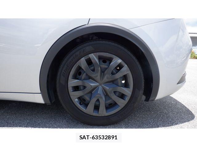 Toyota PRIUS 2023-10 8246372-29