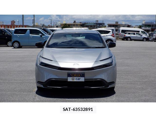 Toyota PRIUS 2023-10 8246372-3