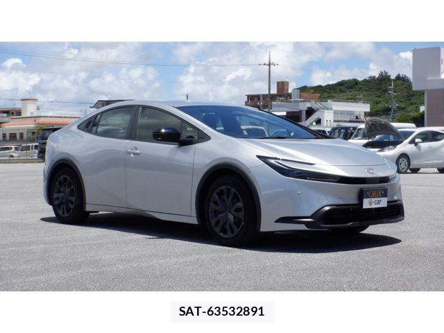 Toyota PRIUS 2023-10 8246372-6