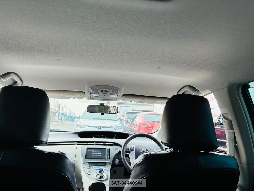 Toyota PRIUS 2010-05 8226618-23