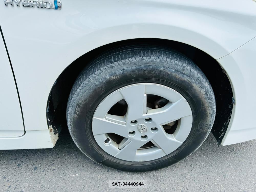 Toyota PRIUS 2010-05 8226618-27
