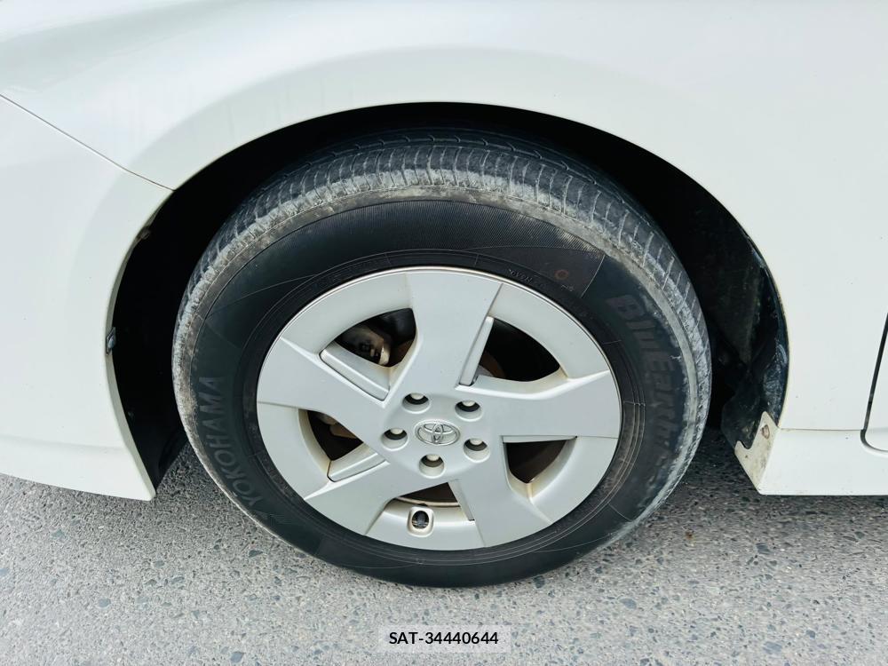 Toyota PRIUS 2010-05 8226618-28