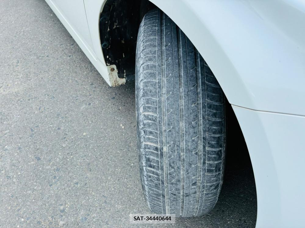Toyota PRIUS 2010-05 8226618-31