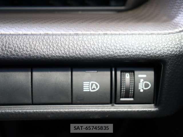 Toyota PRIUS 2023-04 8316422-14