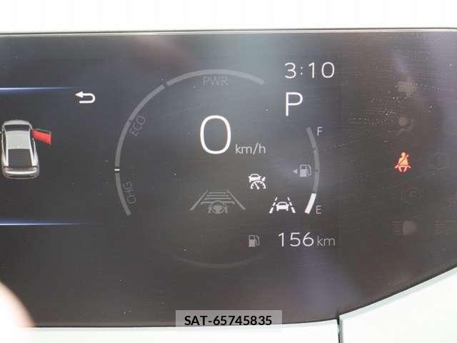 Toyota PRIUS 2023-04 8316422-17
