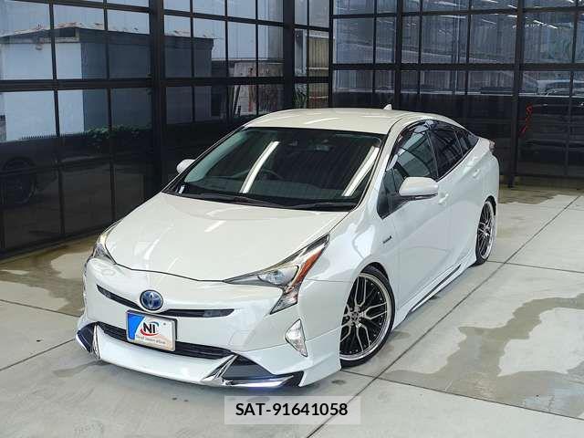 Toyota PRIUS 2016-12 8316448-3