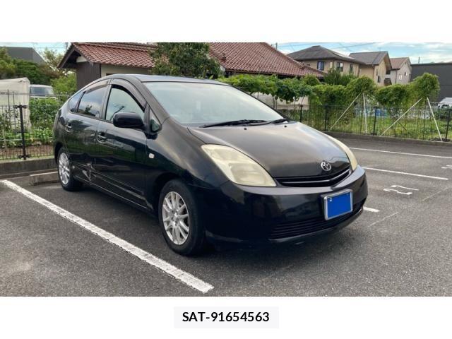 Toyota PRIUS 2004-01 8316522-1