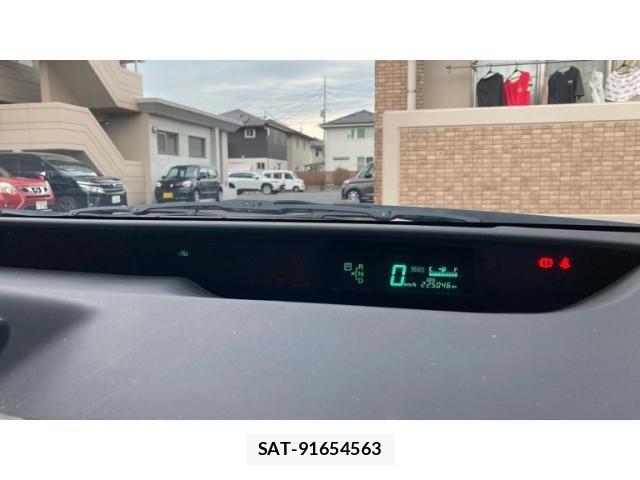 Toyota PRIUS 2004-01 8316522-20
