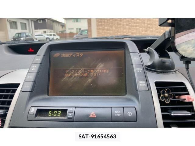Toyota PRIUS 2004-01 8316522-21